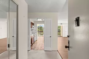 5300 Holmes Run Pkwy, Alexandria, VA 22304 - Photo 5