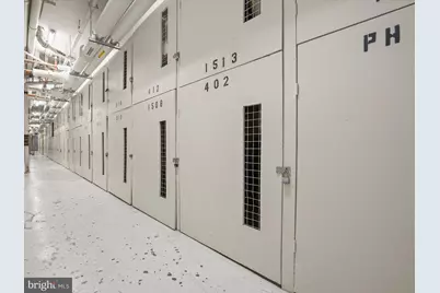 5300 Holmes Run Parkway #402, Alexandria, VA 22304 - Photo 29