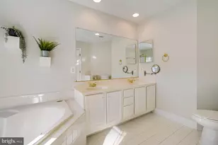 2505 Gadsby Pl, Alexandria, VA 22311 - Photo 23