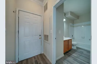 4850 Eisenhower Avenue #218, Alexandria, VA 22304 - Photo 9