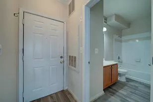 4850 Eisenhower Ave, Alexandria, VA 22304 - Photo 9