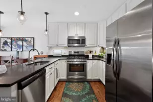 5250 Valley Forge Dr, Alexandria, VA 22304 - Photo 13