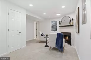 1306 Chetworth Ct, Alexandria, VA 22314 - Photo 27