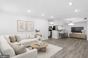 3309 Wyndham Cir, Alexandria, VA 22302 - Photo 5