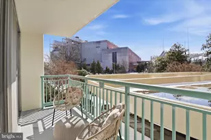 501 Slaters Ln, Alexandria, VA 22314 - Photo 27