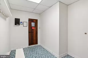 501 Slaters Ln, Alexandria, VA 22314 - Photo 45