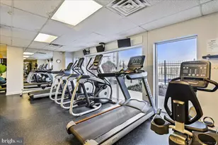 501 Slaters Ln, Alexandria, VA 22314 - Photo 39