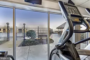 501 Slaters Ln, Alexandria, VA 22314 - Photo 27