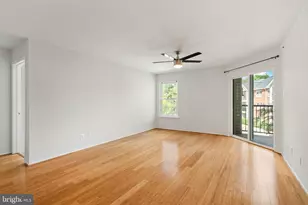 3309 Wyndham Cir, Alexandria, VA 22302 - Photo 7