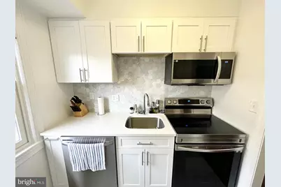 718 S Washington Street #302, Alexandria, VA 22314 - Photo 27