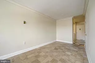 801 N Pitt Street N, Alexandria, VA 22314 - Photo 5