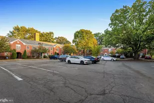 2 Auburn Ct, Alexandria, VA 22305 - Photo 25