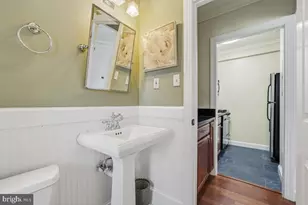 906 S Washington St, Alexandria, VA 22314 - Photo 25