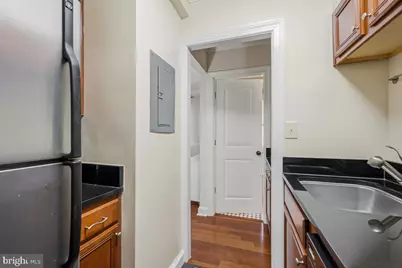 906 S Washington Street #101, Alexandria, VA 22314 - Photo 23