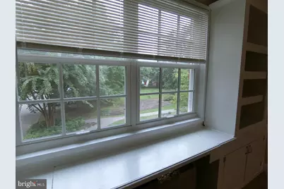 1734 W Abingdon Drive #202, Alexandria, VA 22314 - Photo 9