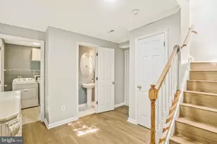 2430 Garnett Dr, Alexandria, VA 22311 - Photo 3