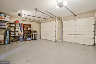 2430 Garnett Dr, Alexandria, VA 22311 - Photo 33