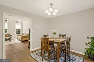 2430 Garnett Dr, Alexandria, VA 22311 - Photo 11