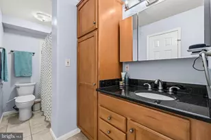 3307 Wyndham Cir, Alexandria, VA 22302 - Photo 19