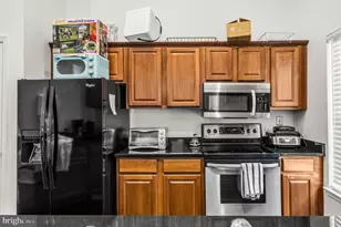 3307 Wyndham Cir, Alexandria, VA 22302 - Photo 31