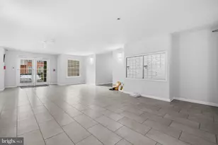 3307 Wyndham Cir, Alexandria, VA 22302 - Photo 27