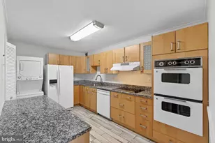 307 Yoakum Pkwy, Alexandria, VA 22304 - Photo 15