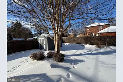 100 E Maple Street, Alexandria, VA 22301 - Photo 5