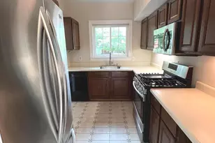 3134 Martha Custis Dr, Alexandria, VA 22302 - Photo 15