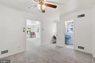 1710 N Cliff St, Alexandria, VA 22301 - Photo 9