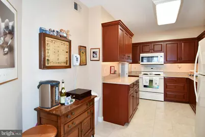 1250 S Washington Street #816, Alexandria, VA 22314 - Photo 17