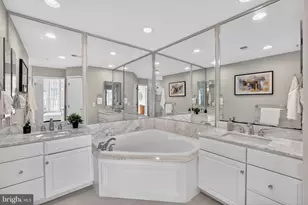 1220 Roundhouse Ln, Alexandria, VA 22314 - Photo 37