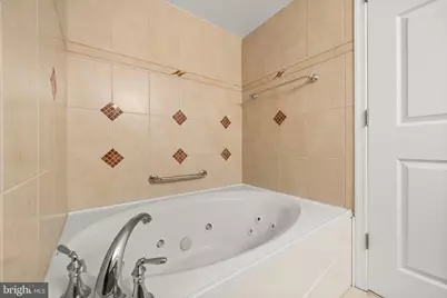 2121 Jamieson Avenue #609, Alexandria, VA 22314 - Photo 33