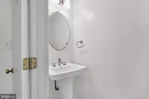 3820 White Post Ct, Alexandria, VA 22304 - Photo 25