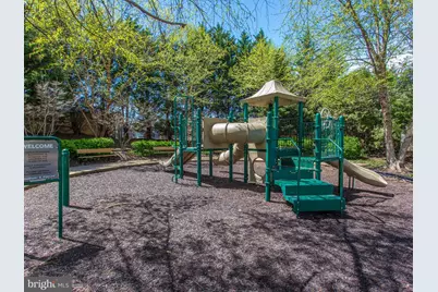 4850 Eisenhower Avenue #121, Alexandria, VA 22304 - Photo 29