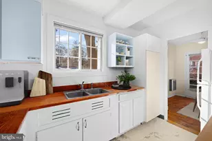 1663 Fitzgerald Ln, Alexandria, VA 22302 - Photo 5