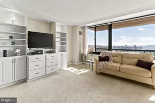 5500 Holmes Run Pkwy, Alexandria, VA 22304 - Photo 9