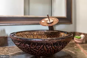 5500 Holmes Run Pkwy, Alexandria, VA 22304 - Photo 11