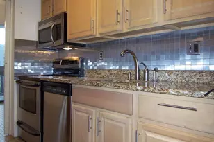 5300 Holmes Run Pkwy, Alexandria, VA 22304 - Photo 23