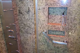 5300 Holmes Run Pkwy, Alexandria, VA 22304 - Photo 19