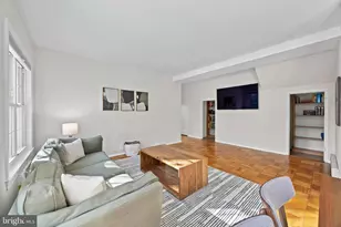 3363 Martha Custis Dr, Alexandria, VA 22302 - Photo 7