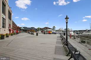 101 N West St, Alexandria, VA 22314 - Photo 43