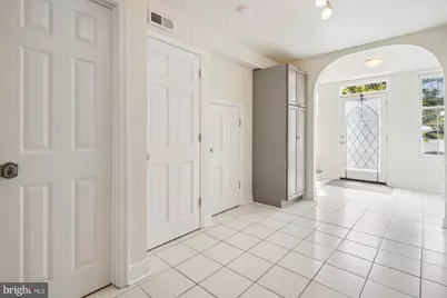 101 N West Street, Alexandria, VA 22314 - Photo 11