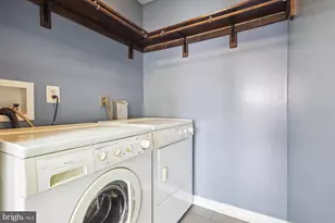 101 N West St, Alexandria, VA 22314 - Photo 25