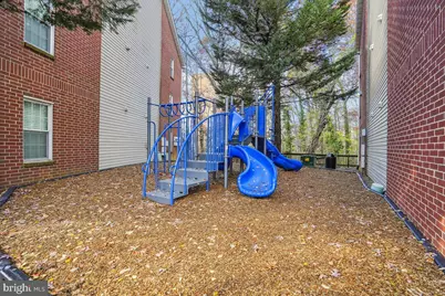 3305 Wyndham Circle #252, Alexandria, VA 22302 - Photo 3
