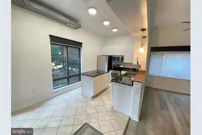 124 Roberts Lane, Alexandria, VA 22314 - Photo 5