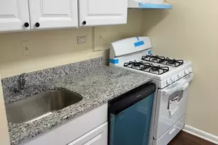 5340 Holmes Run Pkwy, Alexandria, VA 22304 - Photo 21