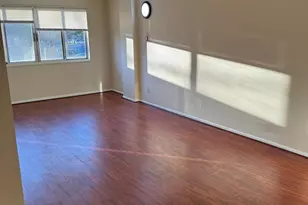 5340 Holmes Run Pkwy, Alexandria, VA 22304 - Photo 3