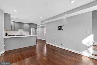 124 Baggett Place, Alexandria, VA 22314 - Photo 3