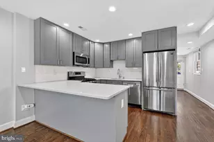 124 Baggett Pl, Alexandria, VA 22314 - Photo 9