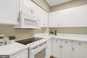 2121 Jamieson Ave, Alexandria, VA 22314 - Photo 17